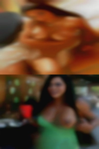 Swingers woman masturbating squirting in Kentwood naked MI.